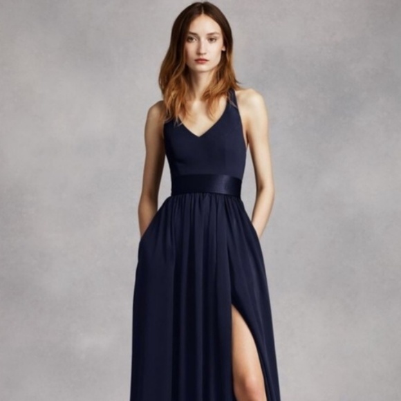 Vera Wang Dresses & Skirts - Vera Wang V Neck Halter Gown With Sash